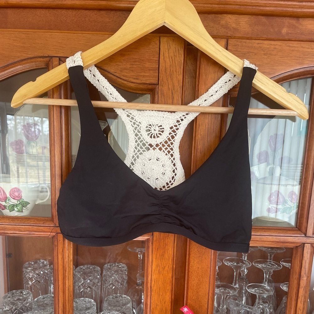 L*Space Sandy Bikini top Medium​​